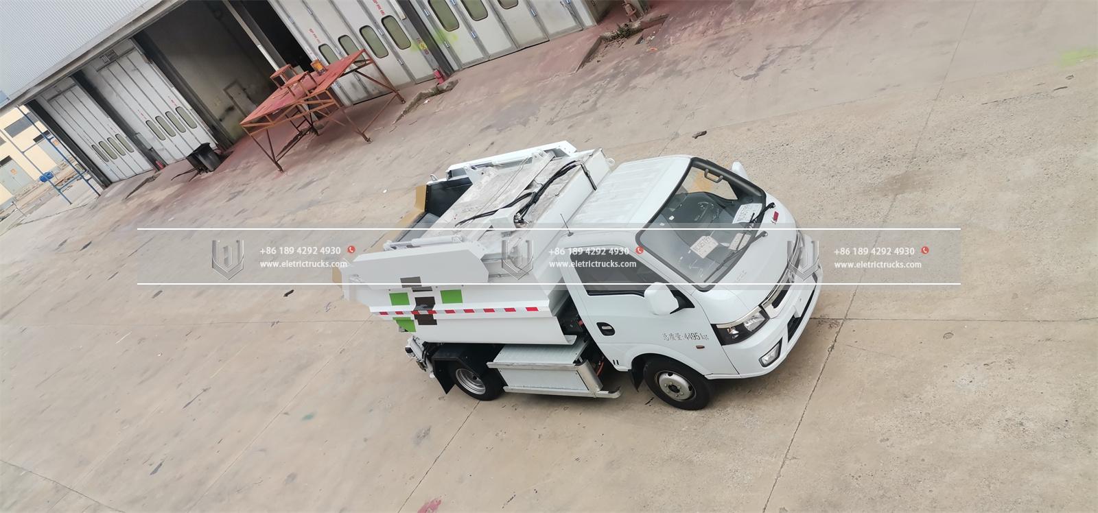 4.5T Pure Electric Self Loading Garbage Truck Bird View 4.5T Pure Electric Self Loading Garbage Truck Bird View