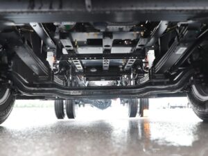 Lingtou 4X2 3.6-meter pure fais tsheb truck