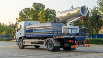 Liuzhou Automobile Pure Electric Spraying Truck And 14 Cubic Meters Water Tanker