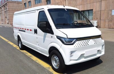 Blue Whale Zhixiang 4T 5-meter pure electric van transporter