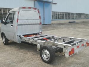 גרסה קלת משקל 2.51T 2.75 מטר Pure Electric שלדת משאית קלה