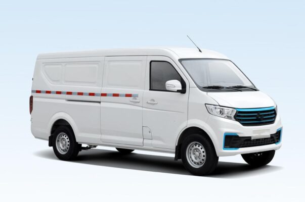Longyao 6S 3Ton 5-meter pure electric closed van