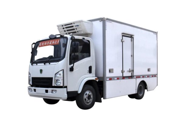 Senyuan SE7 7.5Ton 4.1-meter single-row pure electric refrigerated truck