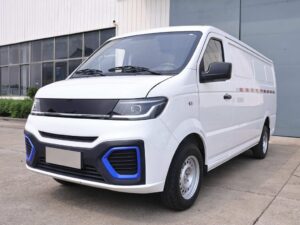 T02標準バージョン3.25T 5.42メートル純粋な電気閉じたバン