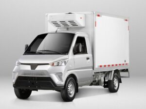Wuling 4.5Ton 2.77-Meter Pure Electric Refrigerated Truck