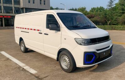 ZhiLing EV7 3Ton 5-meter Pure Electric Closed Van