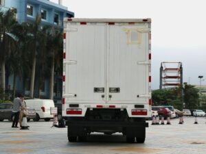 BYD T7 10.7Ton 5.6meter pure electric van light truck