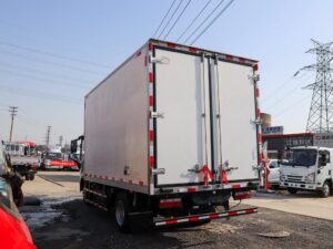 Faw 4.5 Ton Electric Refrigerated Truck