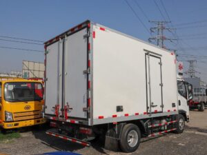 Faw 4.5 Ton Electric Refrigerated Truck