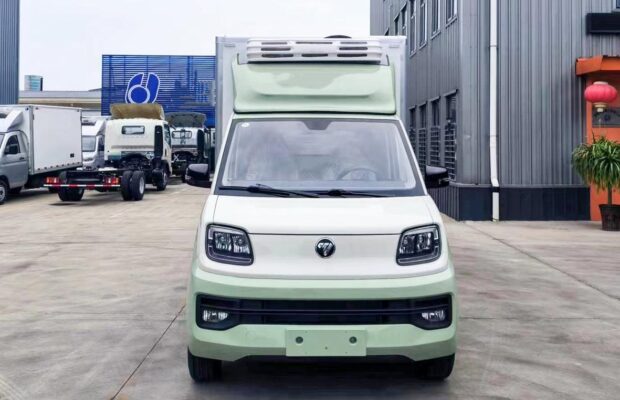 Foton 3 Te mau pereoo uira i hamanihia e te uira