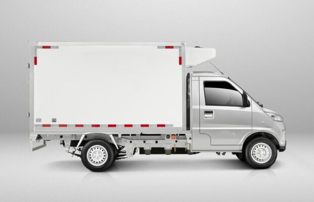 Wuling 2.6 Tonna elektr sovutgich yuk mashinasi